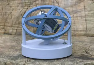 Montre bleue Miyota 8N24 sur remontoir