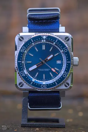 Carré bleu
